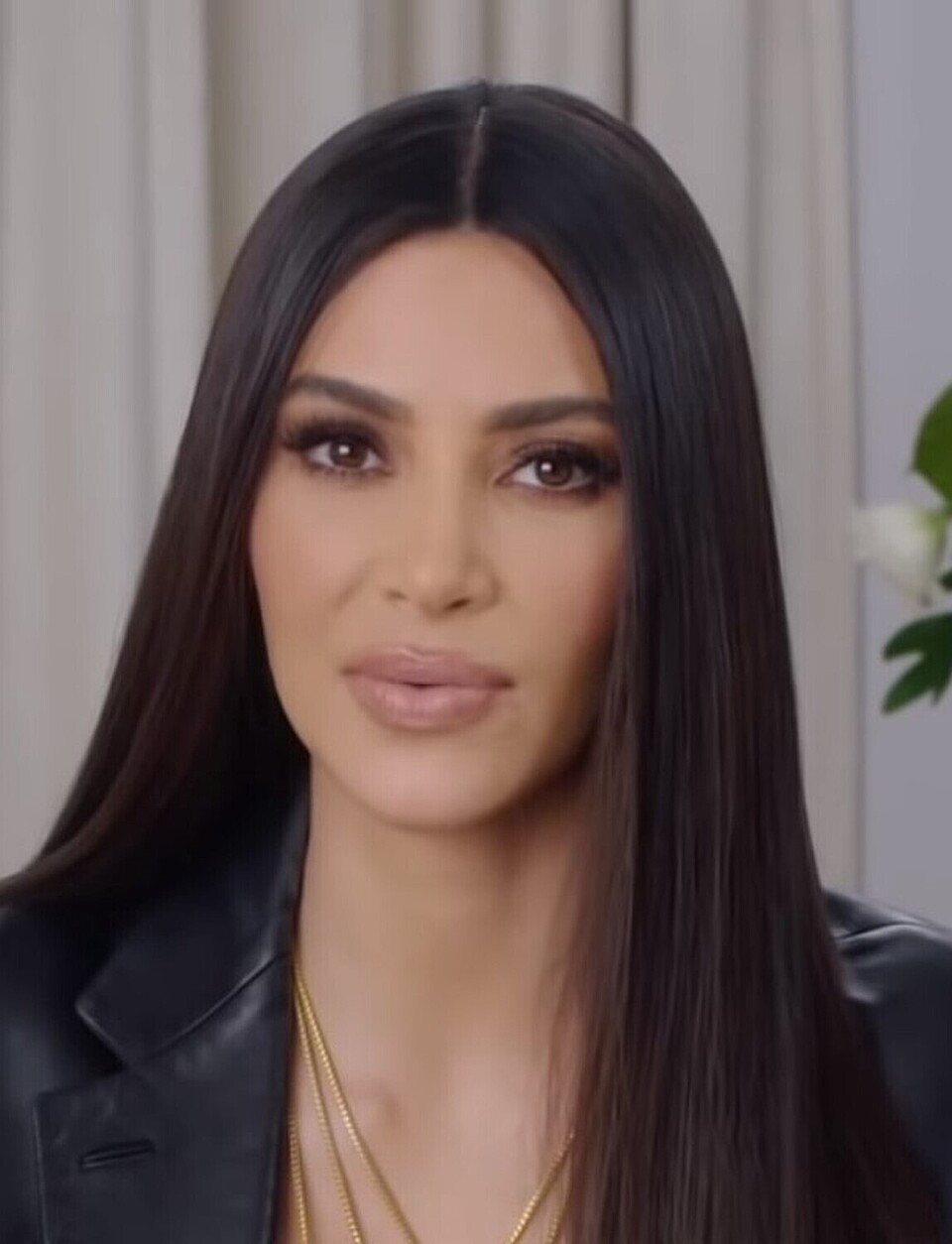 Kim Kardashian en una entrevista para Vogue Taiwan  in 2019 - Wikipedia